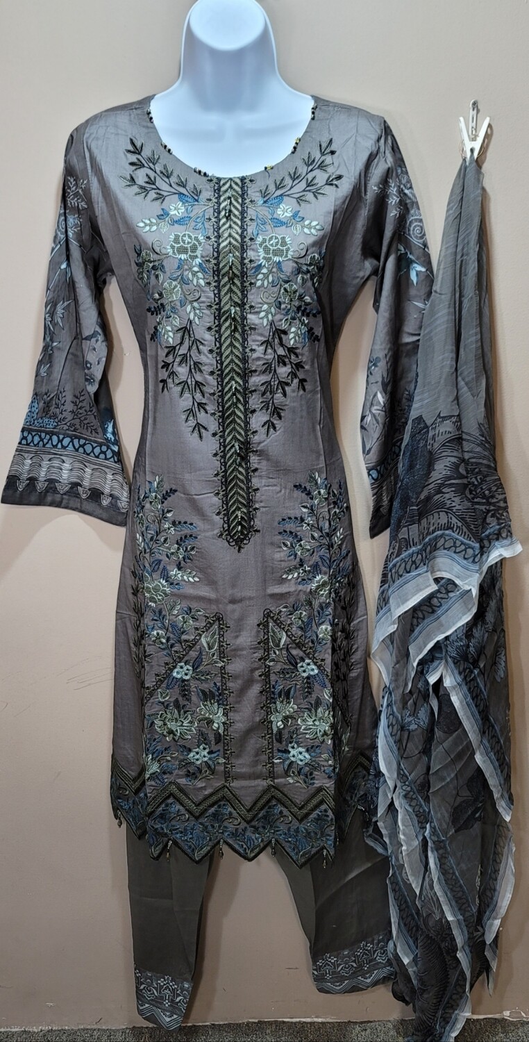 Ramsha Riwayat Luxury Lawn