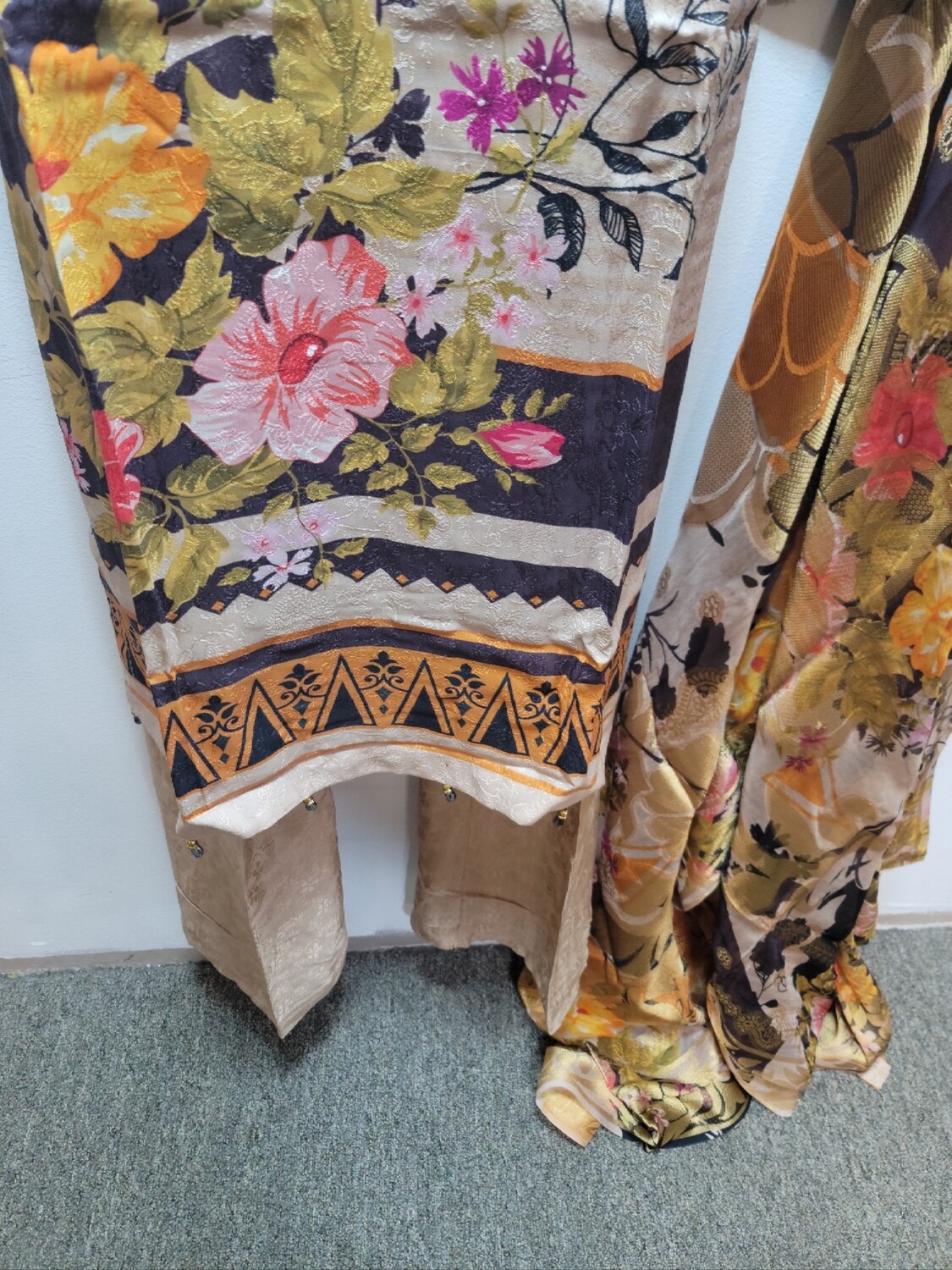 Beige Embroidered Kamiz with Chiffon Banarsi Printed Dupatta