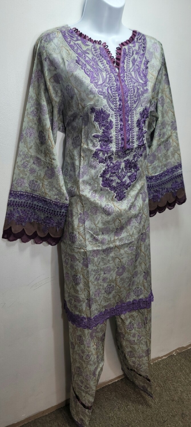 White- Pakistani Flora Embroidered Two Piece Lawn Suit