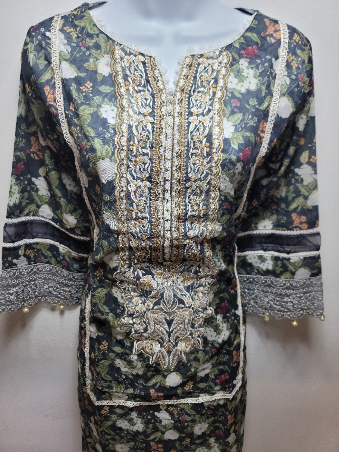 Black- Pakistani Flora Embroidered Two Piece Lawn Suit