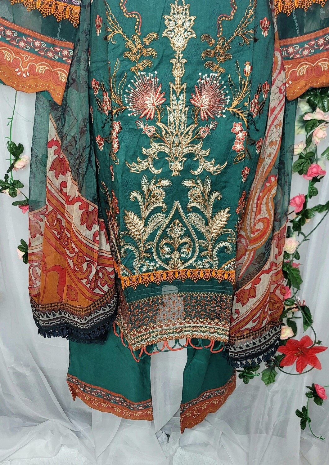 Ramsha Riwayat Luxury Lawn
