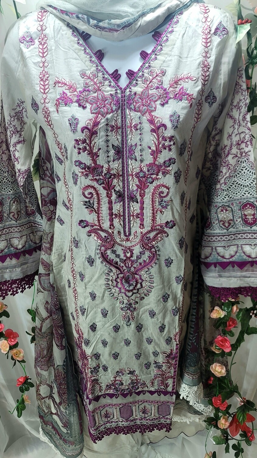 Ramsha Riwayat Luxury Lawn