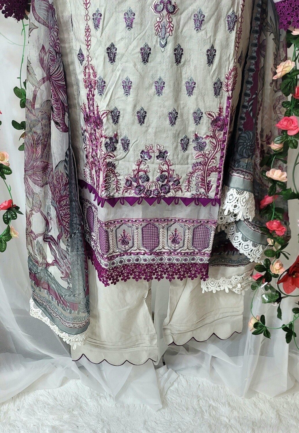 Ramsha Riwayat Luxury Lawn