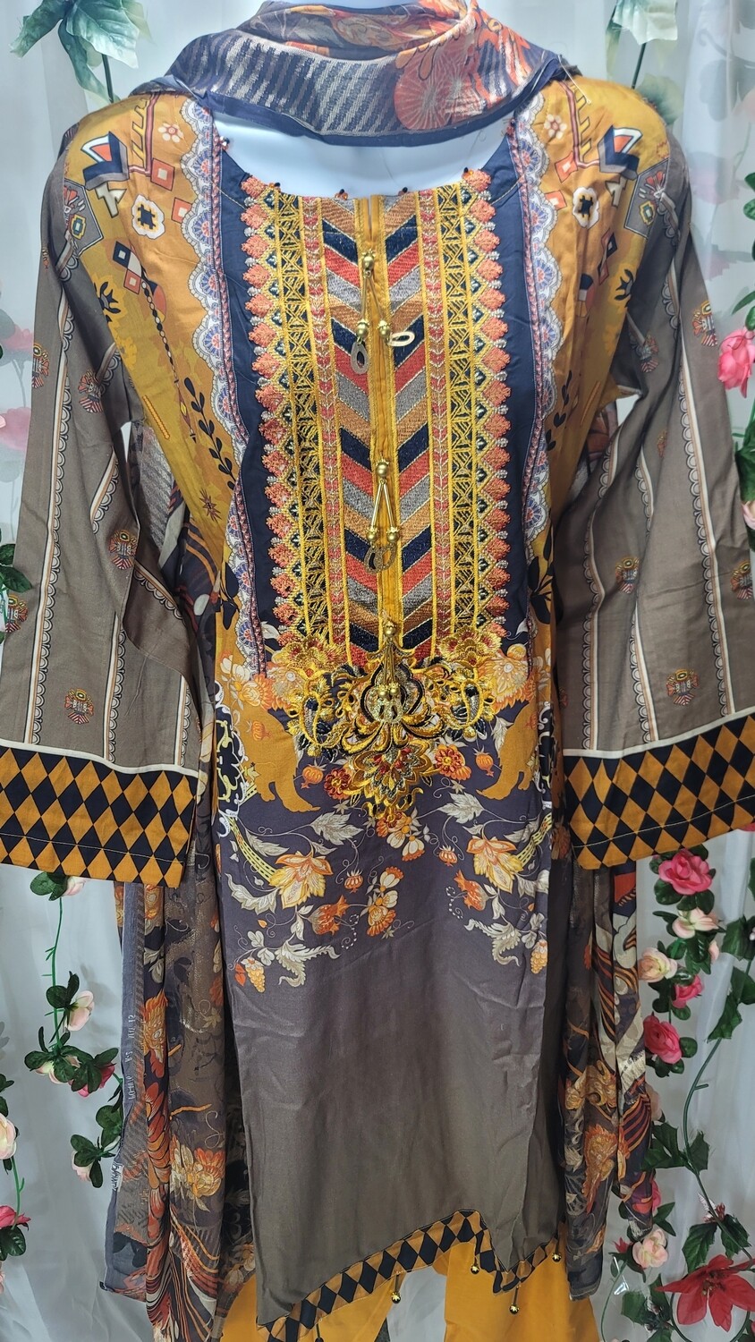 Pakistani Embroidery Lawn with Fancy Broshia Dupatta