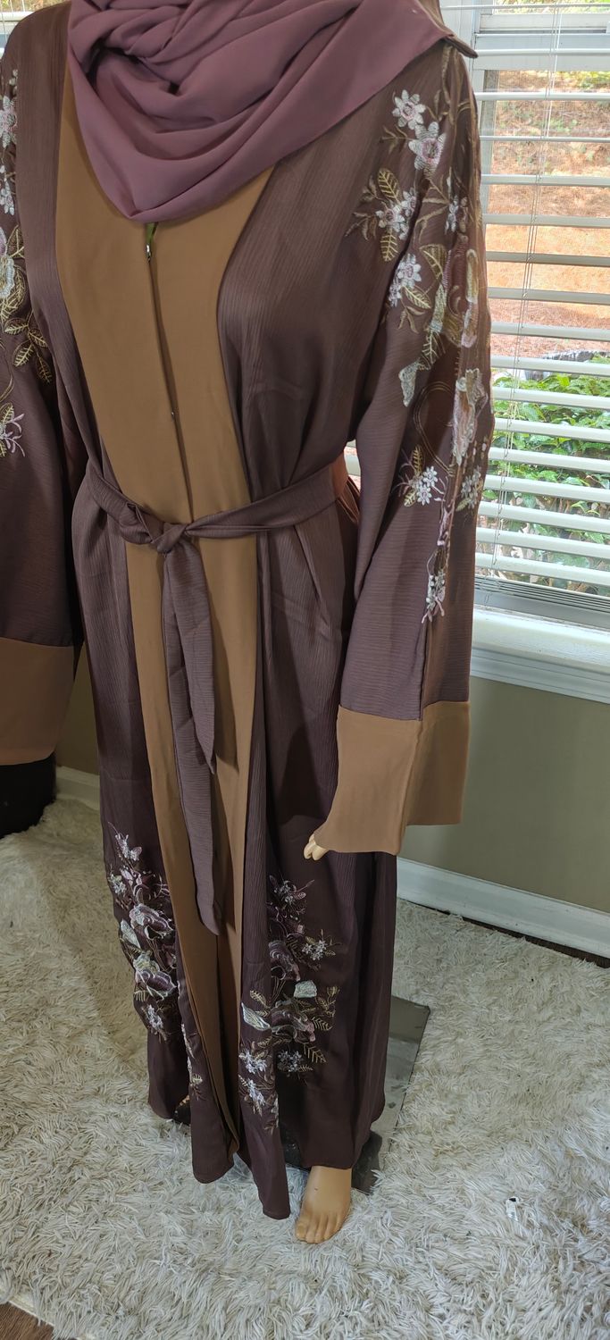 Raisin Floral Modest Dubai Abaya