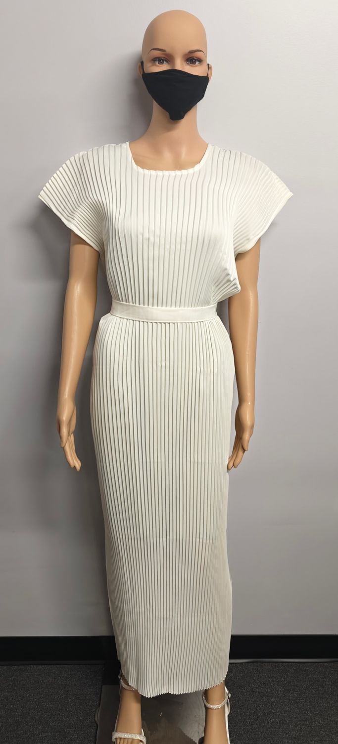 Patterned White Pleated Modest Dubai Abaya