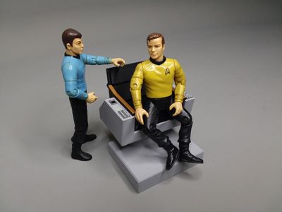 AFA TREK 2265-2269 - 4.5" Scale - Captain's Chair