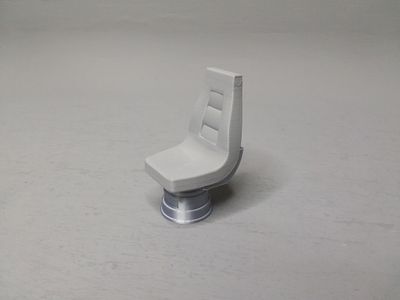 Defiant Bridge Chair Gray