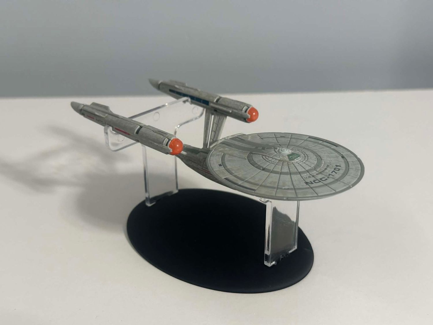 Models are for display purposes only! They are NOT included!