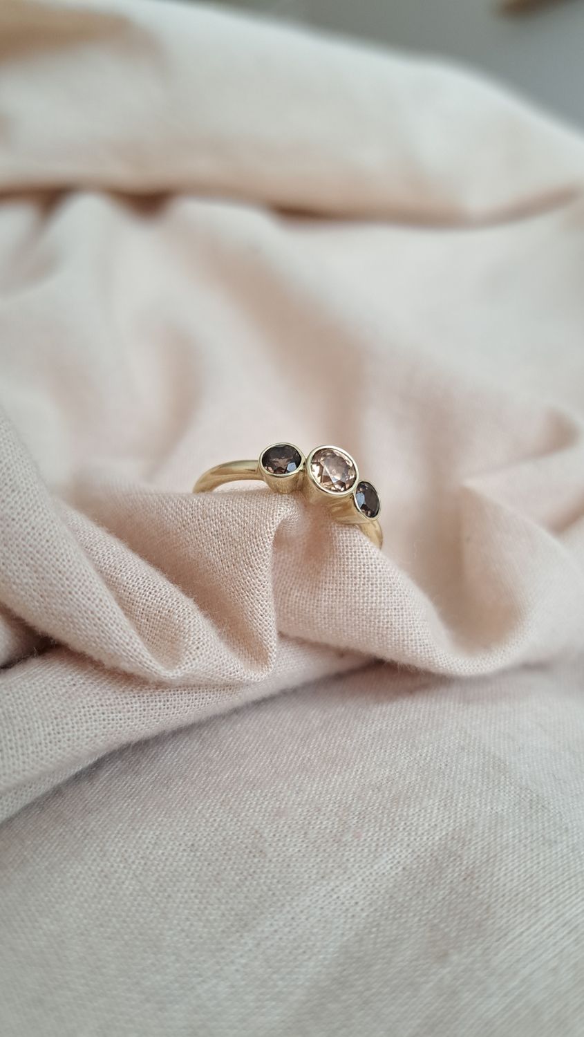 Ring met zirkoon en rookkwarts  - 14krt geelgoud