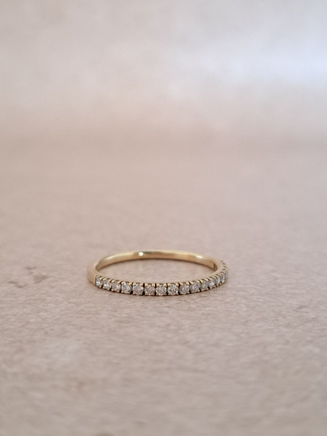 Ring met geboortesteen