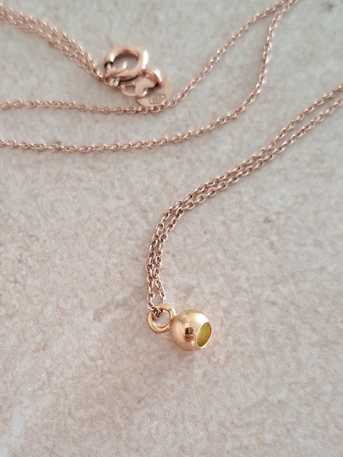 Hanger geborgenheid rosegoud incl collier
