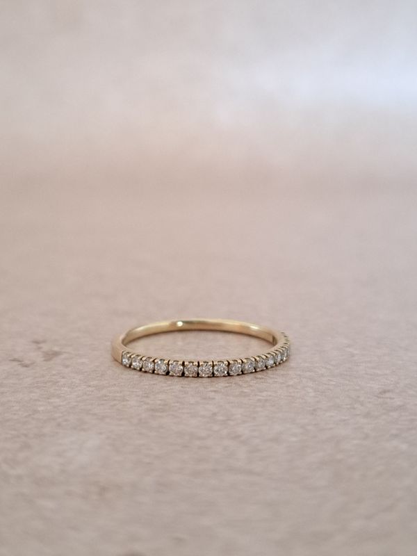Ring met geboortesteen