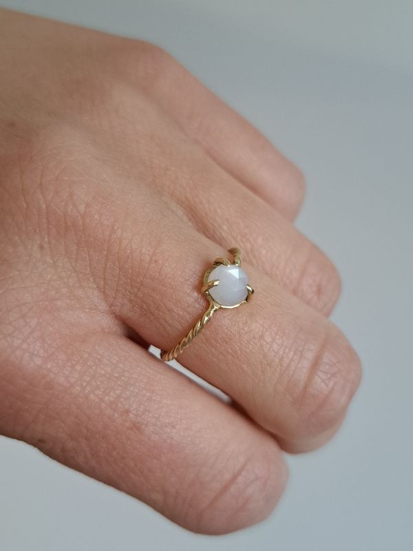Ring maansteen