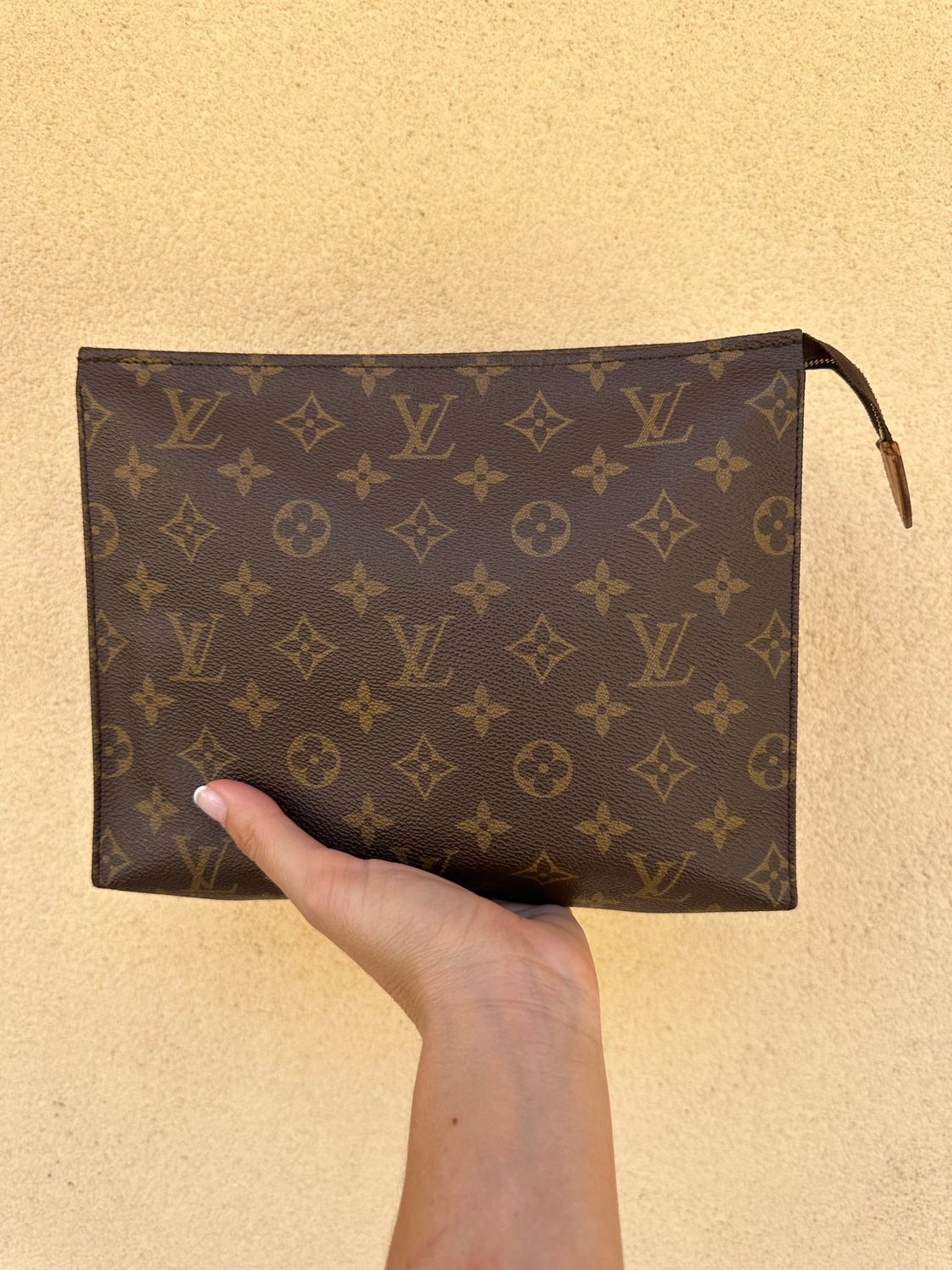 TOILETTE 26 LOUIS VUITTON