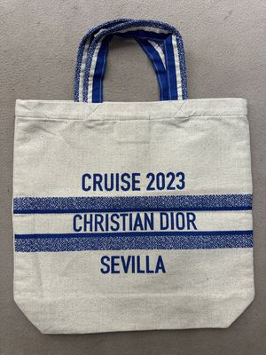 SHOPPER DIOR LIMITED EDITION SEVILLA CRUISE 2023