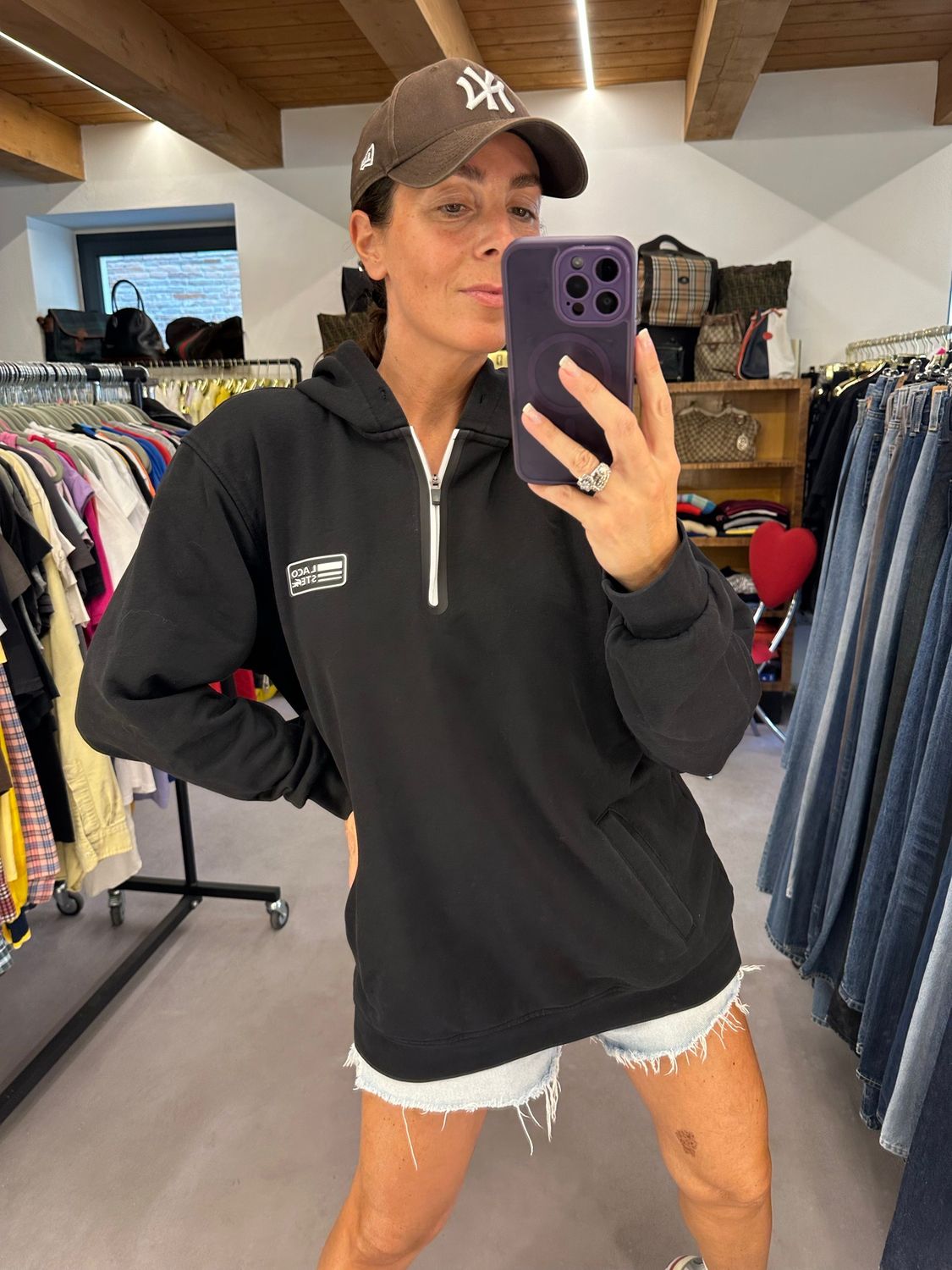 FELPA LACOSTE CON CAPPUCCIO GARZATA NERA