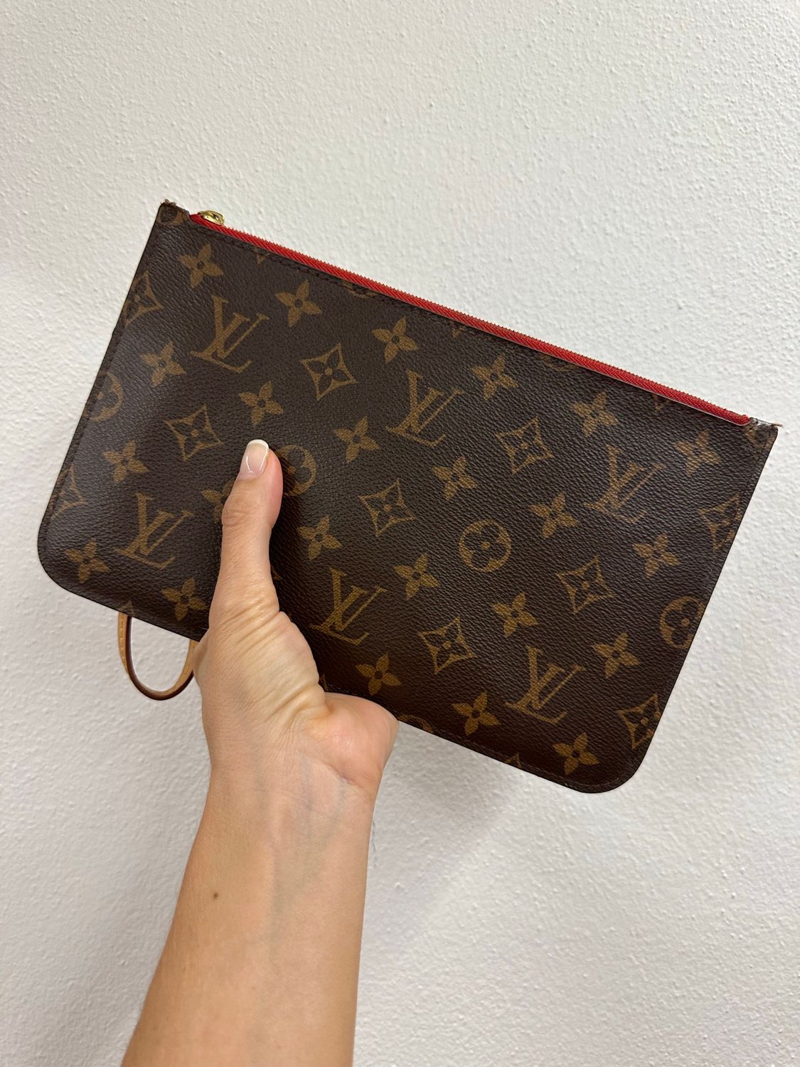 POCHETTE LOUIS VUITTON INT NEVERFULL MONOGRAM/ROSSO CERISE