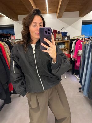 BOMBER CLASSICO NERO NUOVO TG M UNISEX