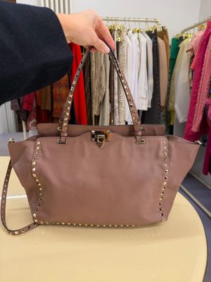 SHOPPER VALENTINO ROCKSTUD PELLE ROSA SHOPPER VALENTINO ROCKSTUD PELLE ROSA