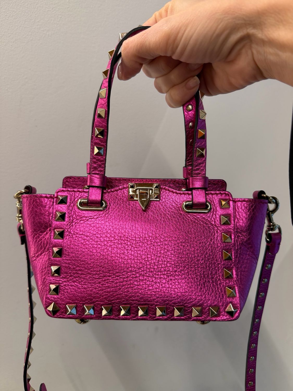 MINI SHOPPER VALENTINO ROCKSTUD 