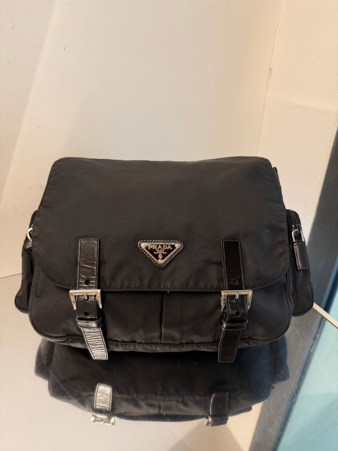 PRADA MESSANGER NYLON NERO E PELLE CON TASCOTTI LATERALI