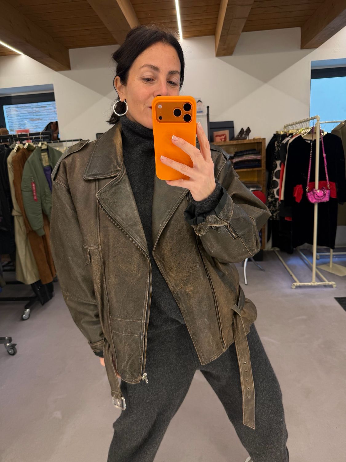 CHIODO VINTAGE OVER PELLE MARRONE SFUMATA 