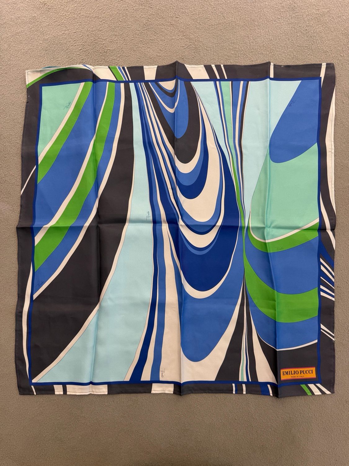 FOULARD EMILIO PUCCI FANTASIA AZZURRA