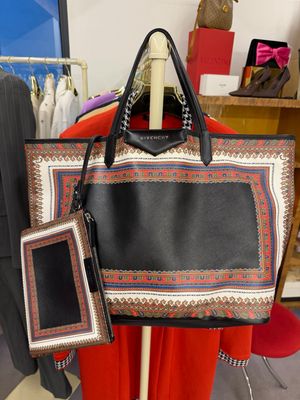 SHOPPER FANTASIA GIVENCHY 
