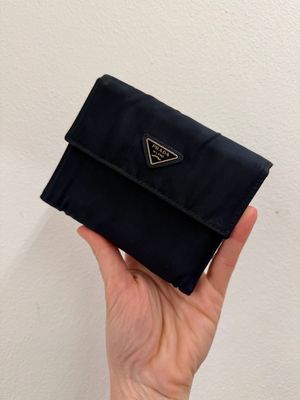 PORTAFOGLIO PRADA VINTAGE NYLON E SAFFIANO BLU