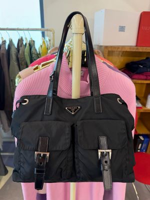 BORSA PRADA NYLON NERO LACCETTI CURSORI LATERALI