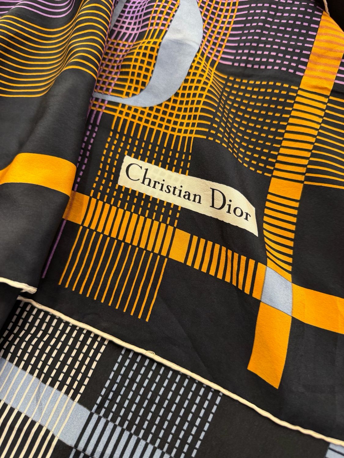 FOULARD DIOR SCOZZESE NEON FONDO NERO INIZIALI MAXI