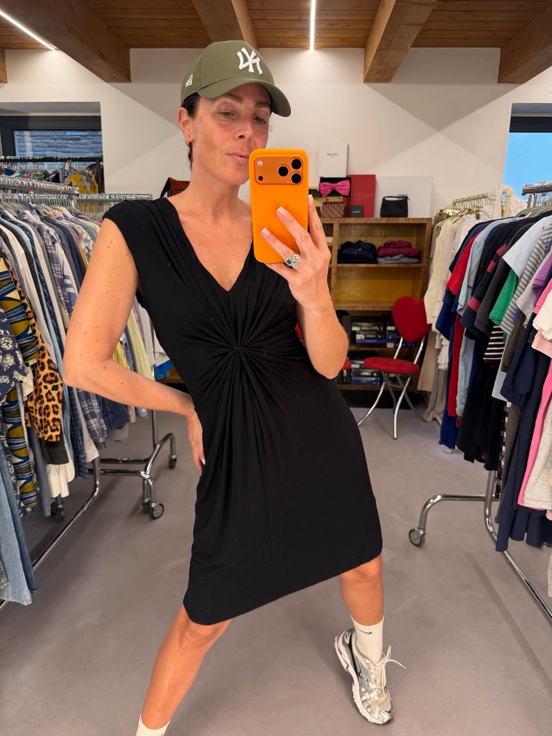 ABITO CALVIN KLEIN NERO CON DRAPPEGGIO