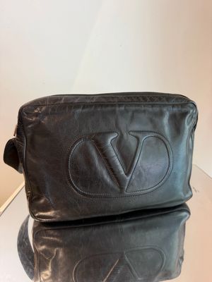 TRACOLLA VALENTINO VINTAGE PELLE NERA MAXI LOGO