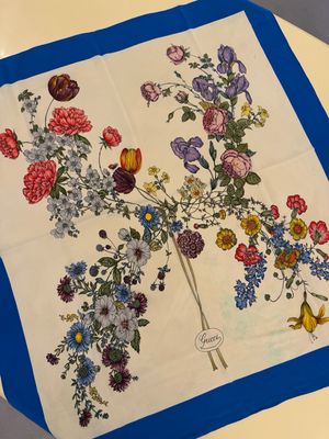 FOULARD GUCCI FLORA