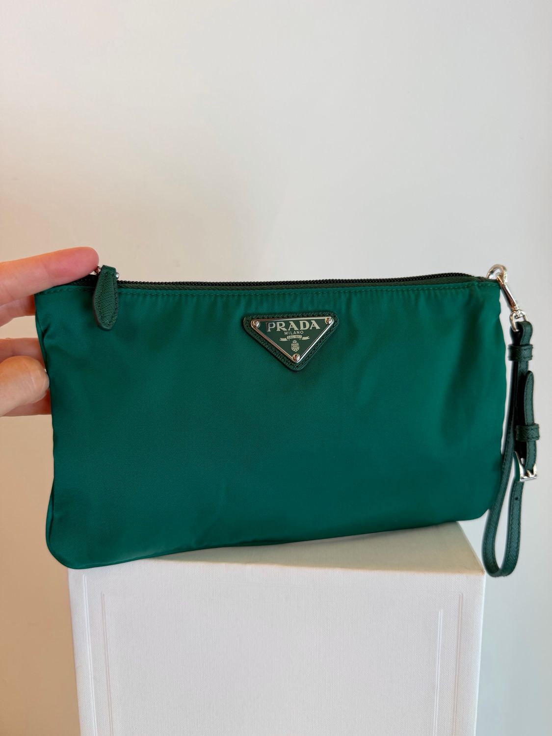 POCHETTE CON MANIGLIA PRADA NYLON VERDE SMERALDO