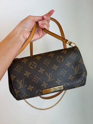LOUIS VUITTON FAVORITE