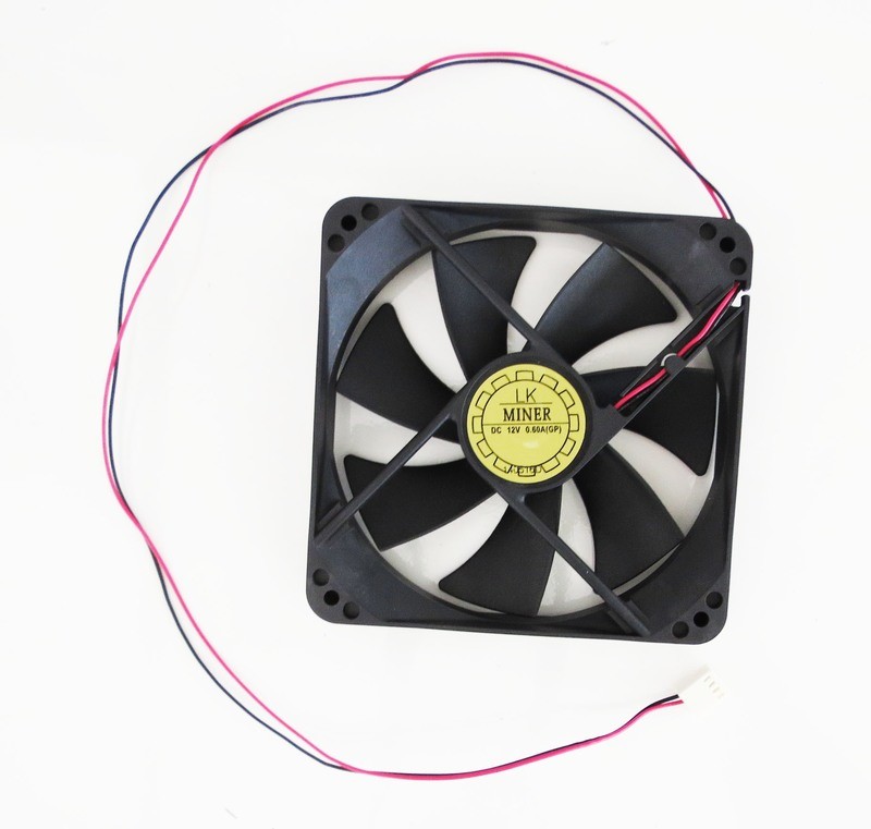 ASIC Dragon Miner Fan 2500 RPM