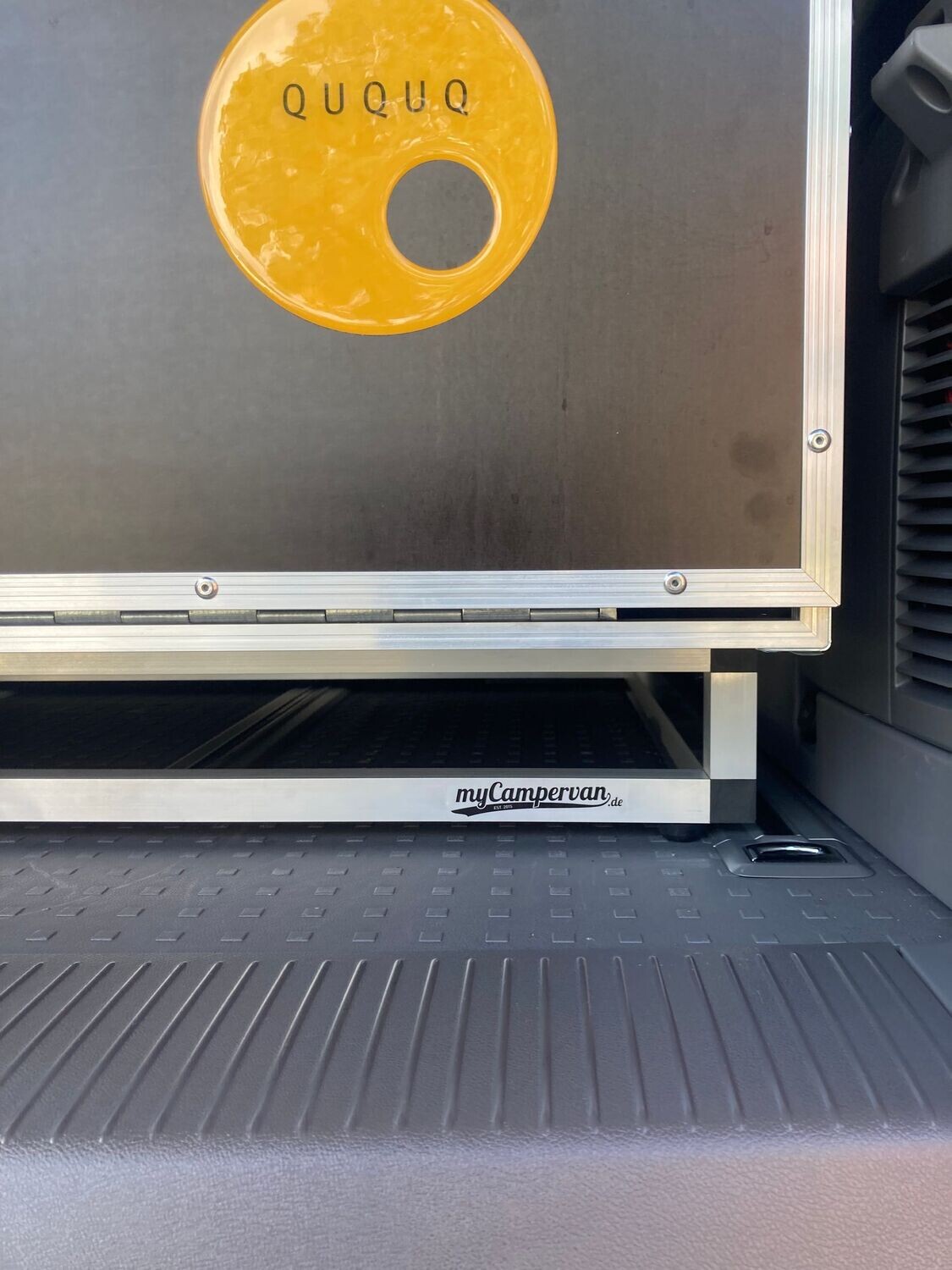 Podest für die QUQUQ-Campingbox
