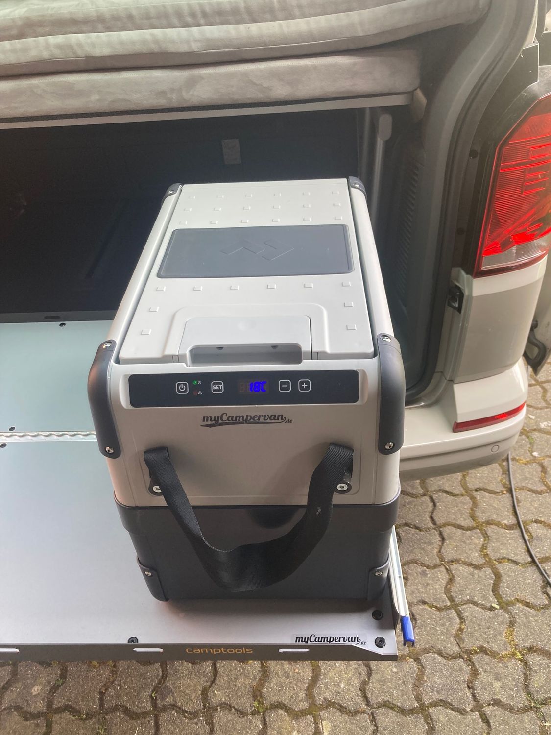 Kühlbox DOMETIC CFX 28 modifiziert