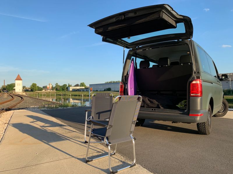 Stuhltasche für Heckklappe VW T5/6/6.1 Transporter