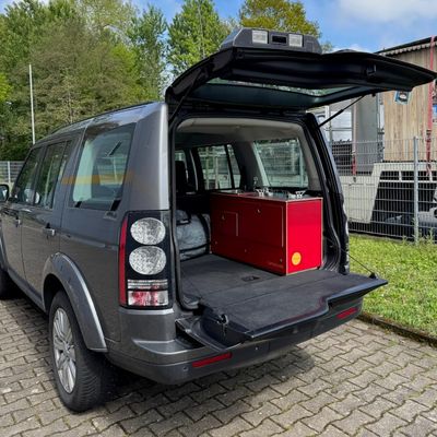Ausziehbare Camping-Küche für Land Rover Discovery Ausziehbare Camping-Küche für Land Rover Discovery