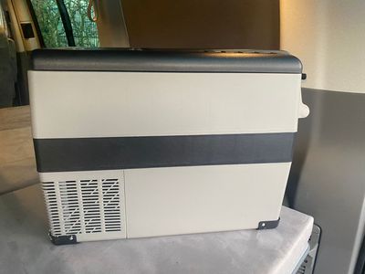 Große Kühlbox 45 Liter Große Kühlbox 45 Liter