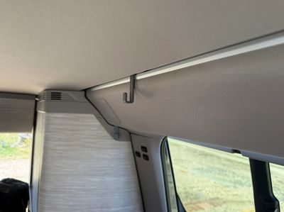 Haken Dachleiste VW T7 California Haken Dachleiste VW T7 California