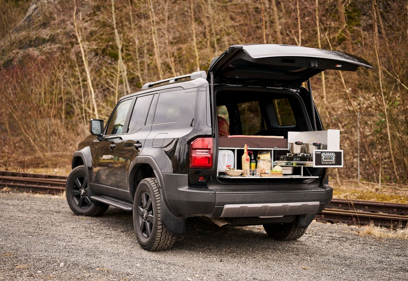 QUQUQ Campingbox für Toyota Land Cruiser 2024