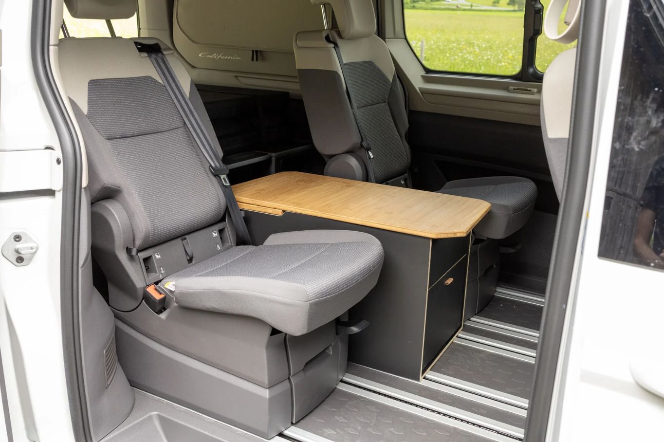 Multifunktionstisch VW T7 Multivan/California Beach