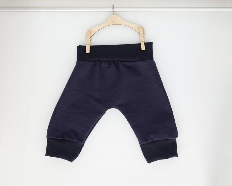 Puppenhose || dunkelblau uni || Pumphosen für Waldorfpuppe || Für Puppen zwischen 40 und 50cm