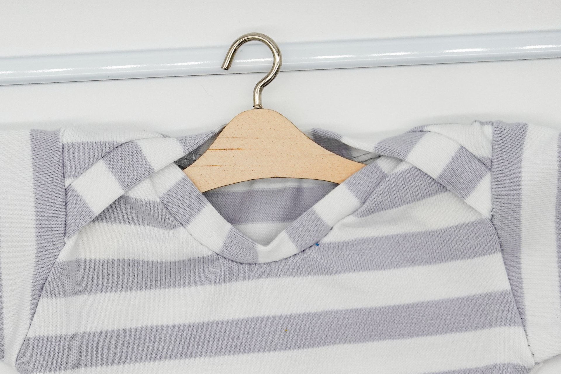 Puppen Pullover || grau Streifen ||  für Puppen zwischen 40 und 50 cm