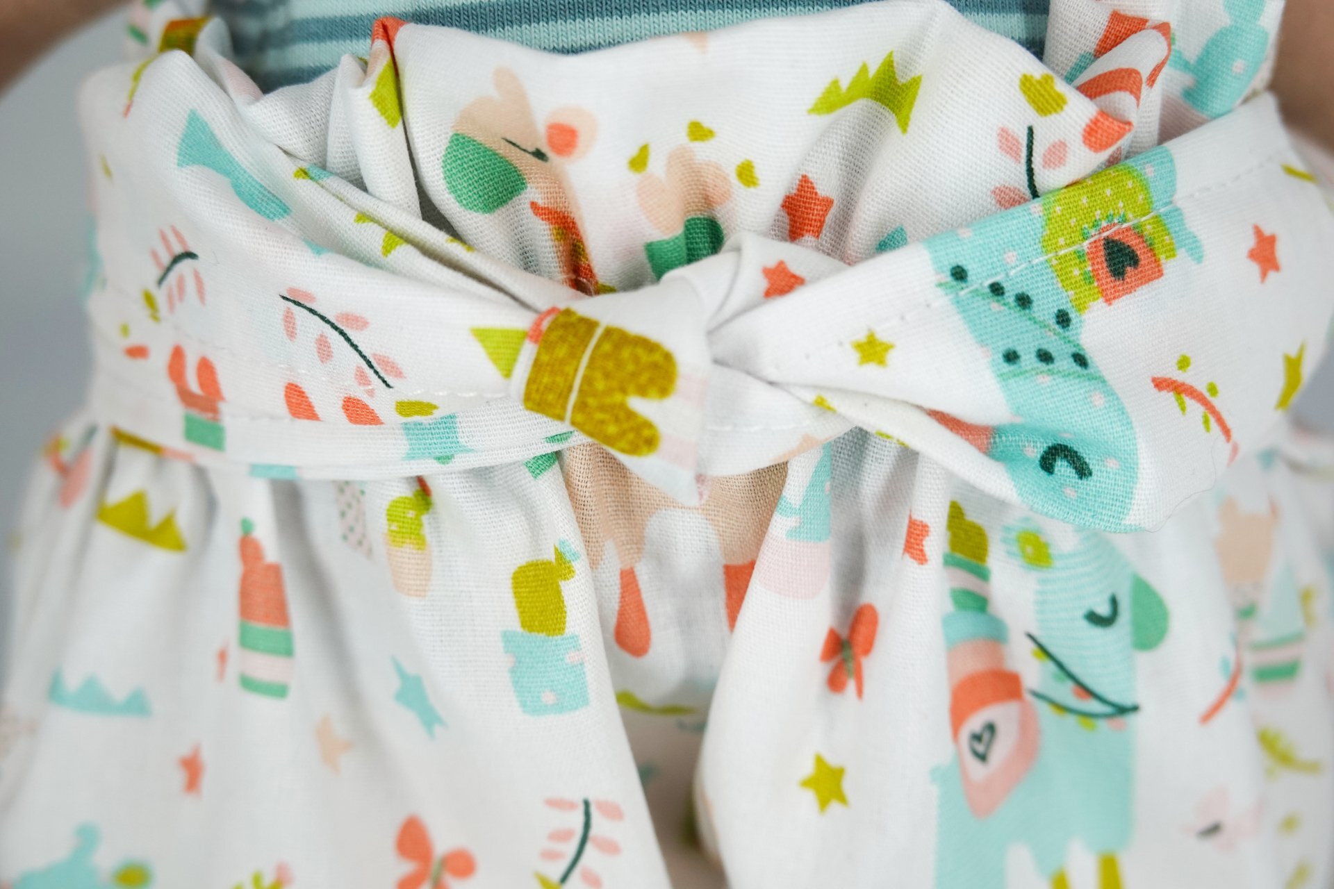 Paperbaghose || Lamamuster bunt || Latzhose für Puppen zwischen 40 und 50cm