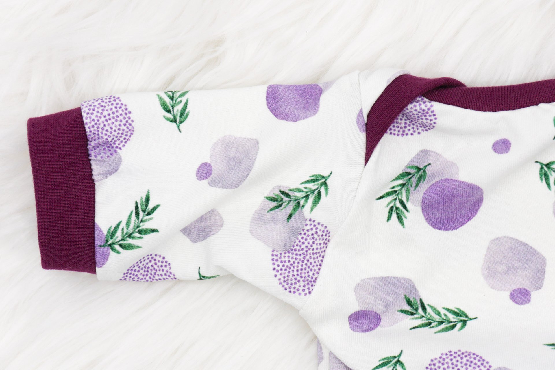 Puppen Pullover || lila Zweige || Pullover für Stoffpuppen von Elsklinger || für Puppen zwischen 45 und 50 cm